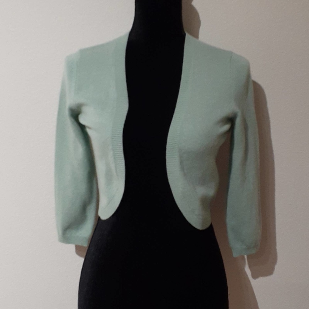 MONOGRAM sz XS 100% cashmere top, $150, NWT